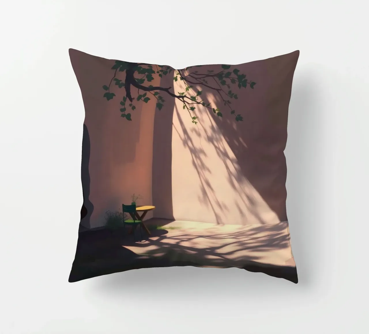Cour tranquille avec la lumière du soleil qui projette des ombres coussin de DesignDoodle