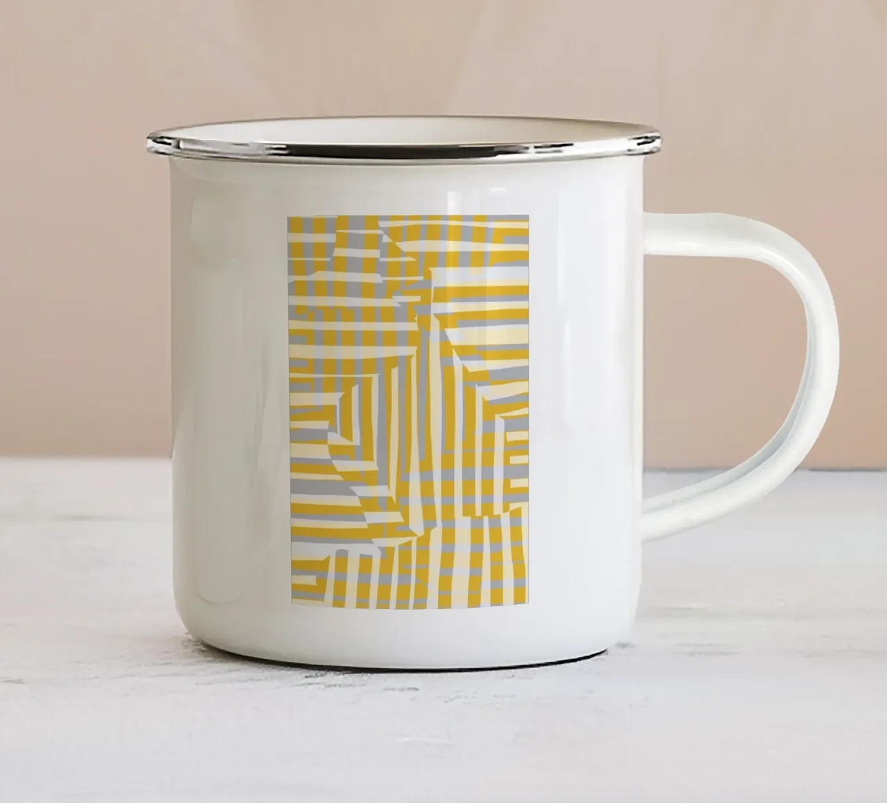 Linea e striscia gialla con variazione grigia tazza in smalto da Little Dean