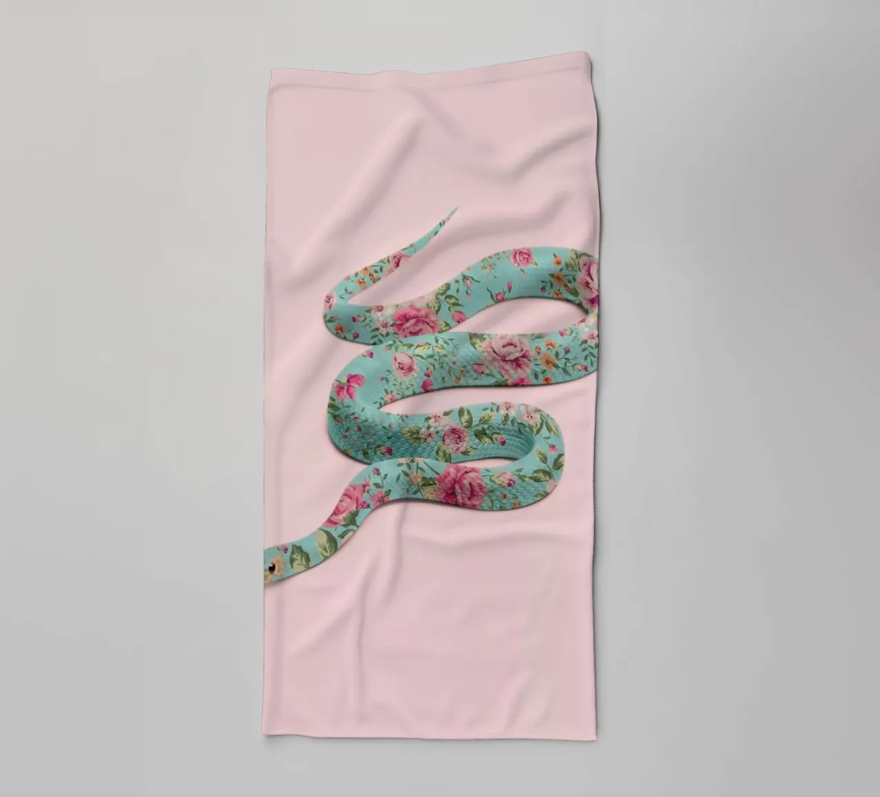 Floral Snake badhanddoek van Paul Fuentes Design