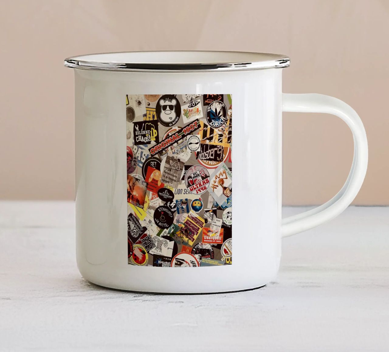 Kuddelmuddel I tazza in smalto da ChiasMata CozMos