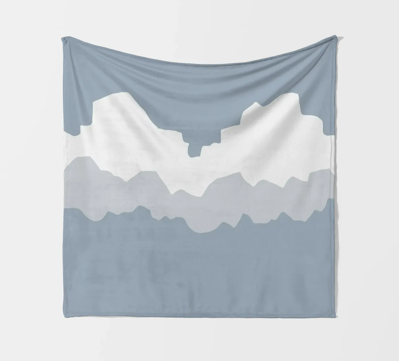 Wolkenlandschap fleecedeken van Little Dean