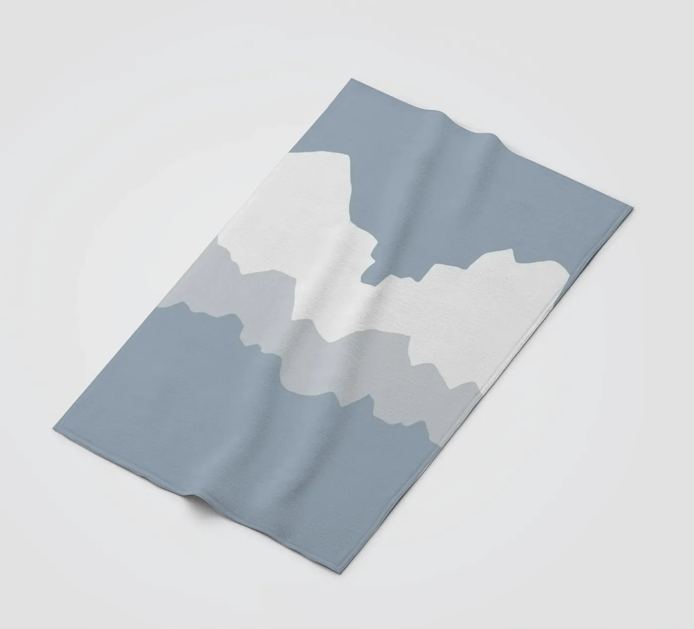 Wolkenlandschap fleecedeken van Little Dean