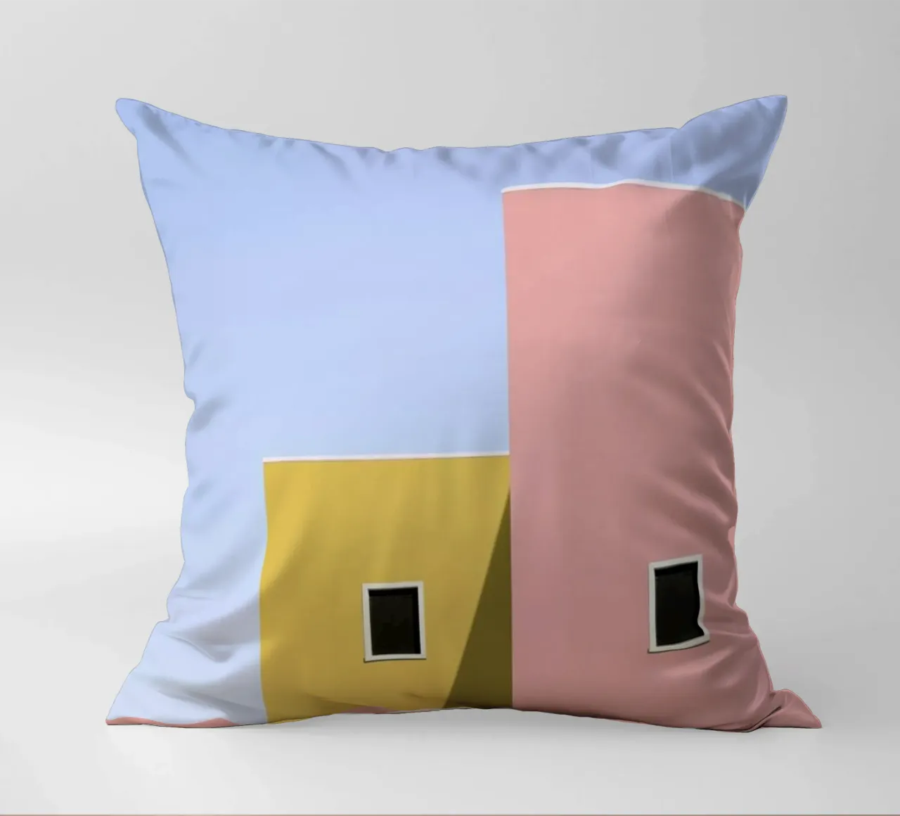 Faceade kussen van Rupert Höller