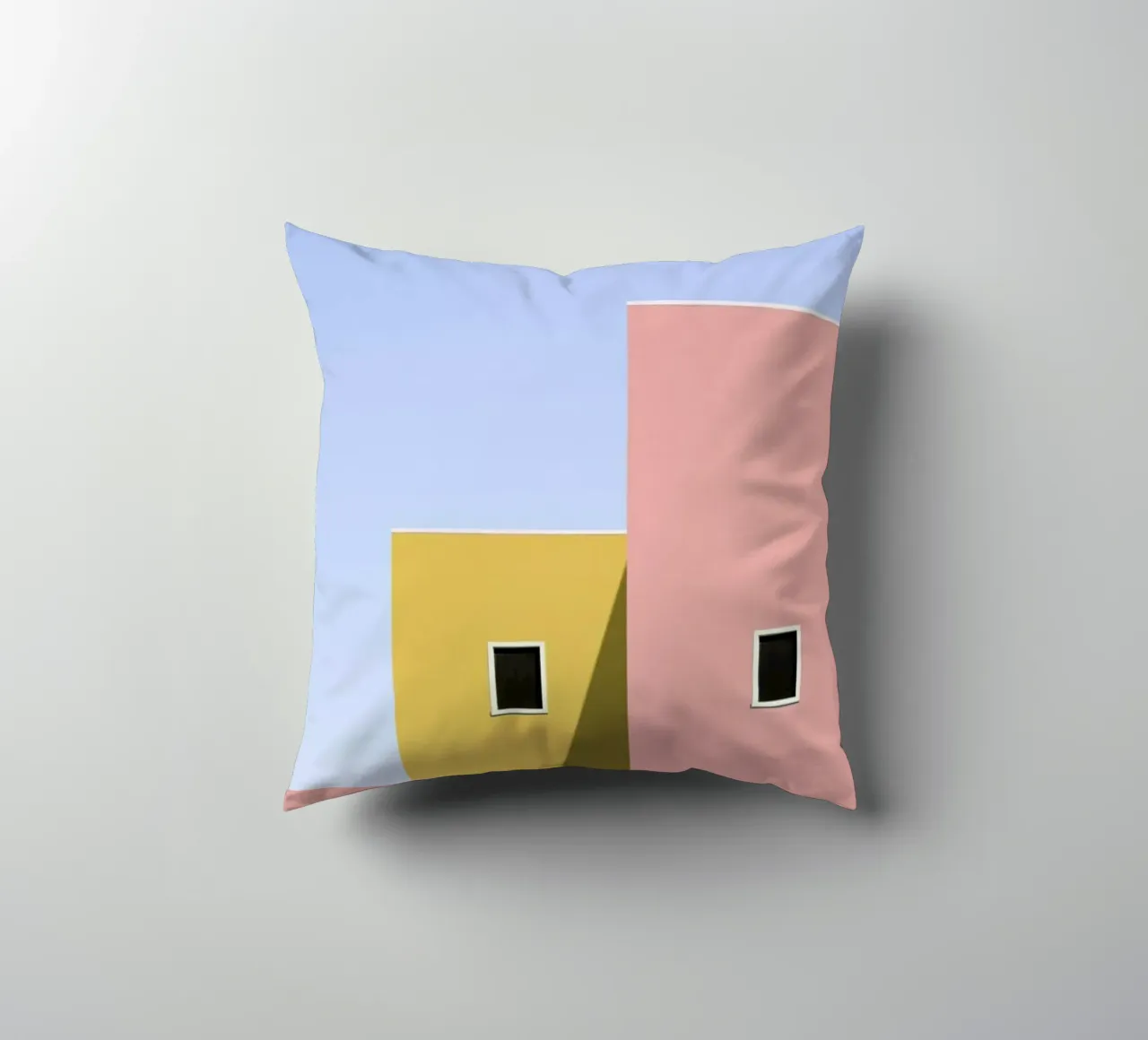 Faceade kussen van Rupert Höller