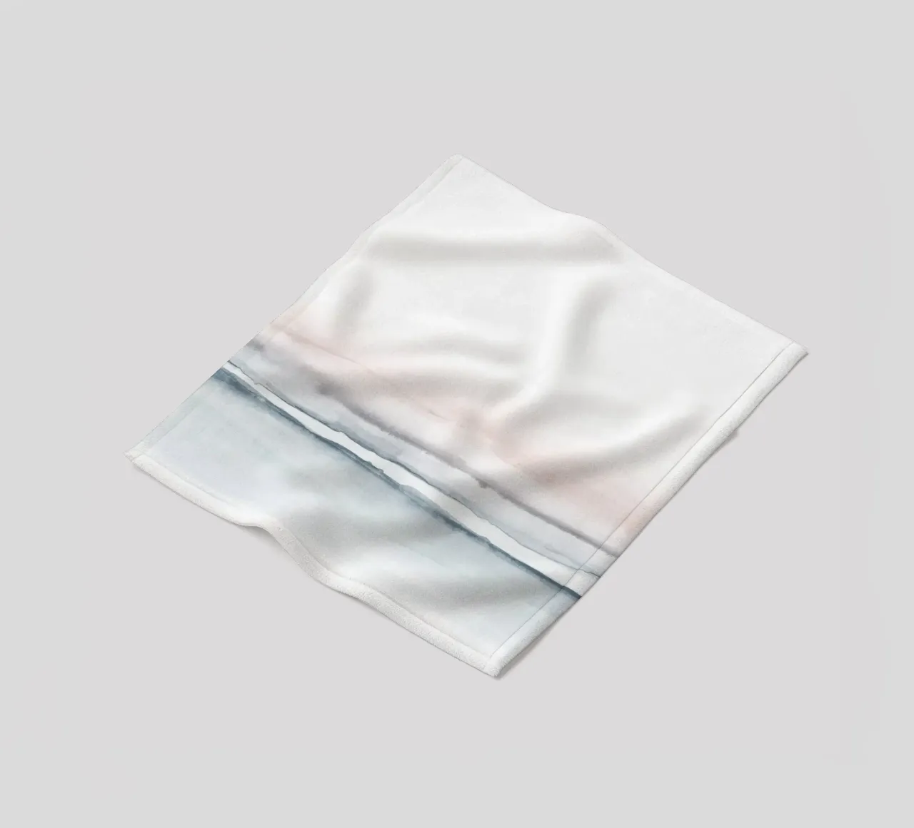 Abstract zeegezicht in zachtroze en lichtblauw fleecedeken van NouveauPrints