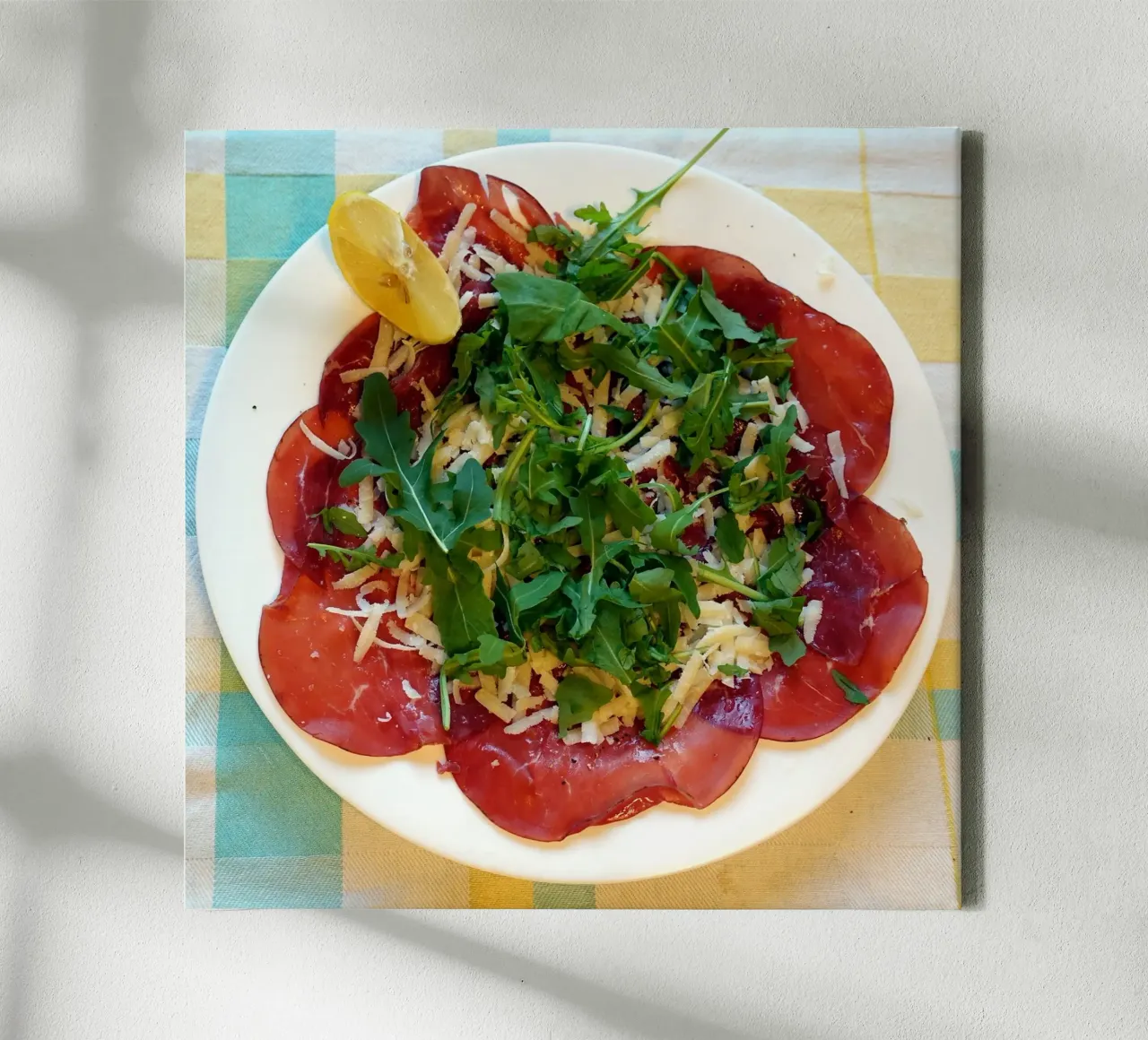 Carpaccio di bresaola tela con Cornice a cassetta da Massimo Frascogna
