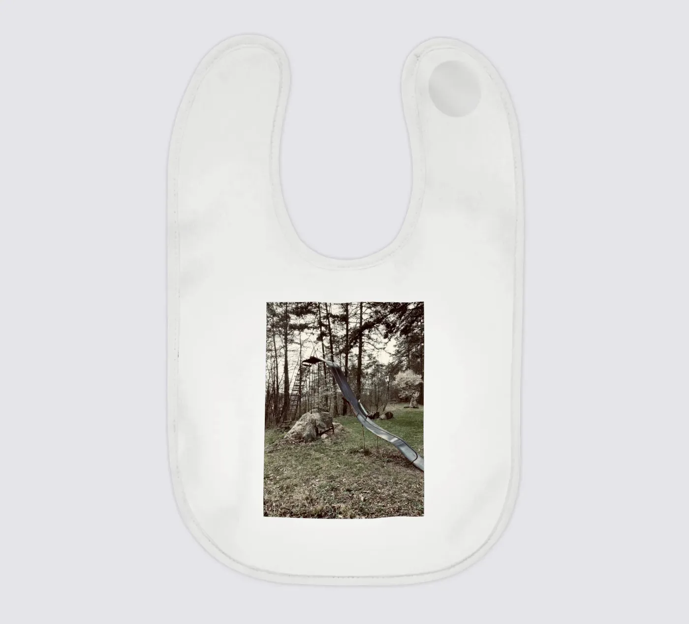 Slideshow baby bib by ChiasMata CozMos