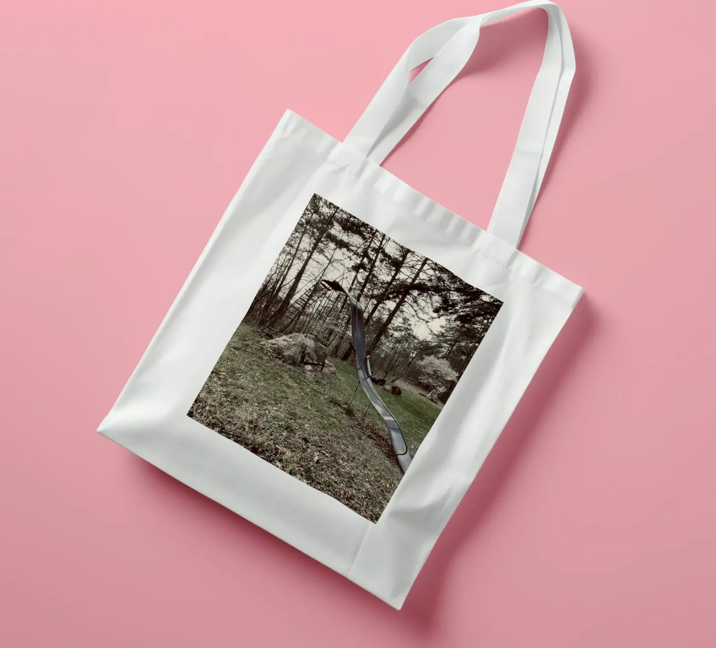 Slideshow tote bag by ChiasMata CozMos