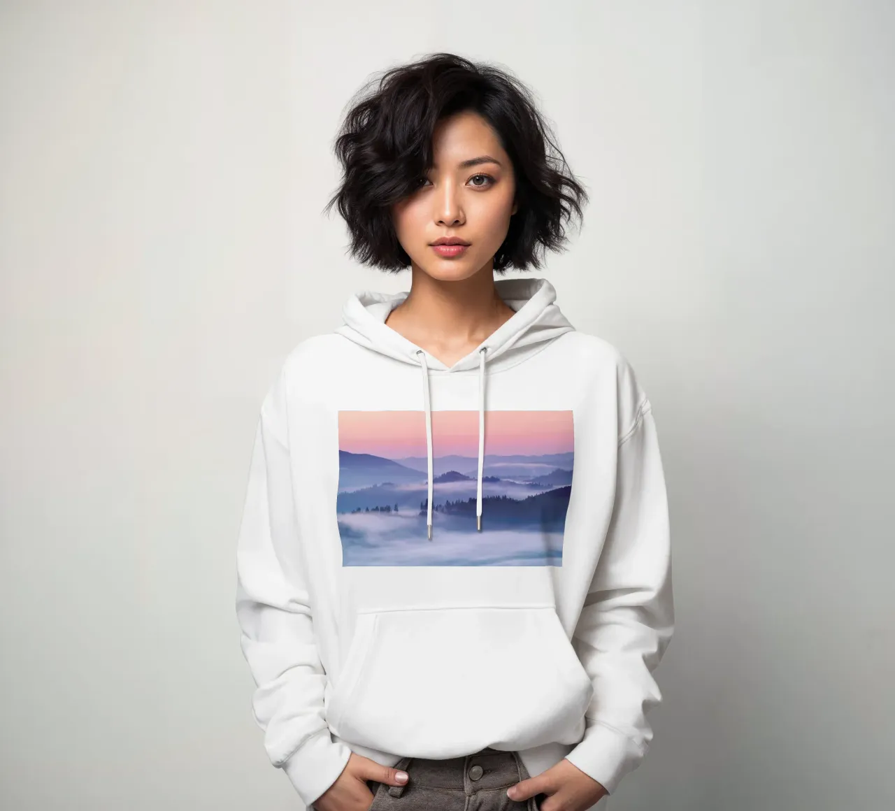 Distant Lands @alexionutcoman felpa con cappuccio da EyeEm Mobile GmbH