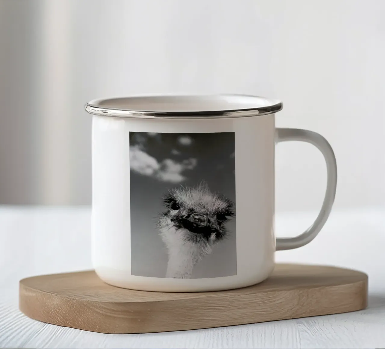 Head in the Clouds Emaille Tasse von Natural Kingdom