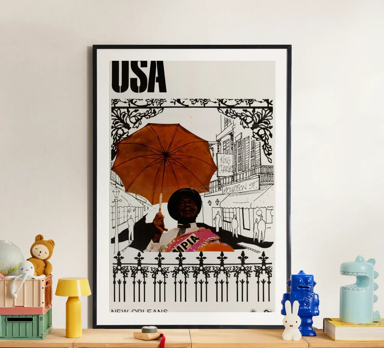 New Orleans Uomo con ombrello Bourbon St Poster Print poster con telaio in alluminio da NorwesClub