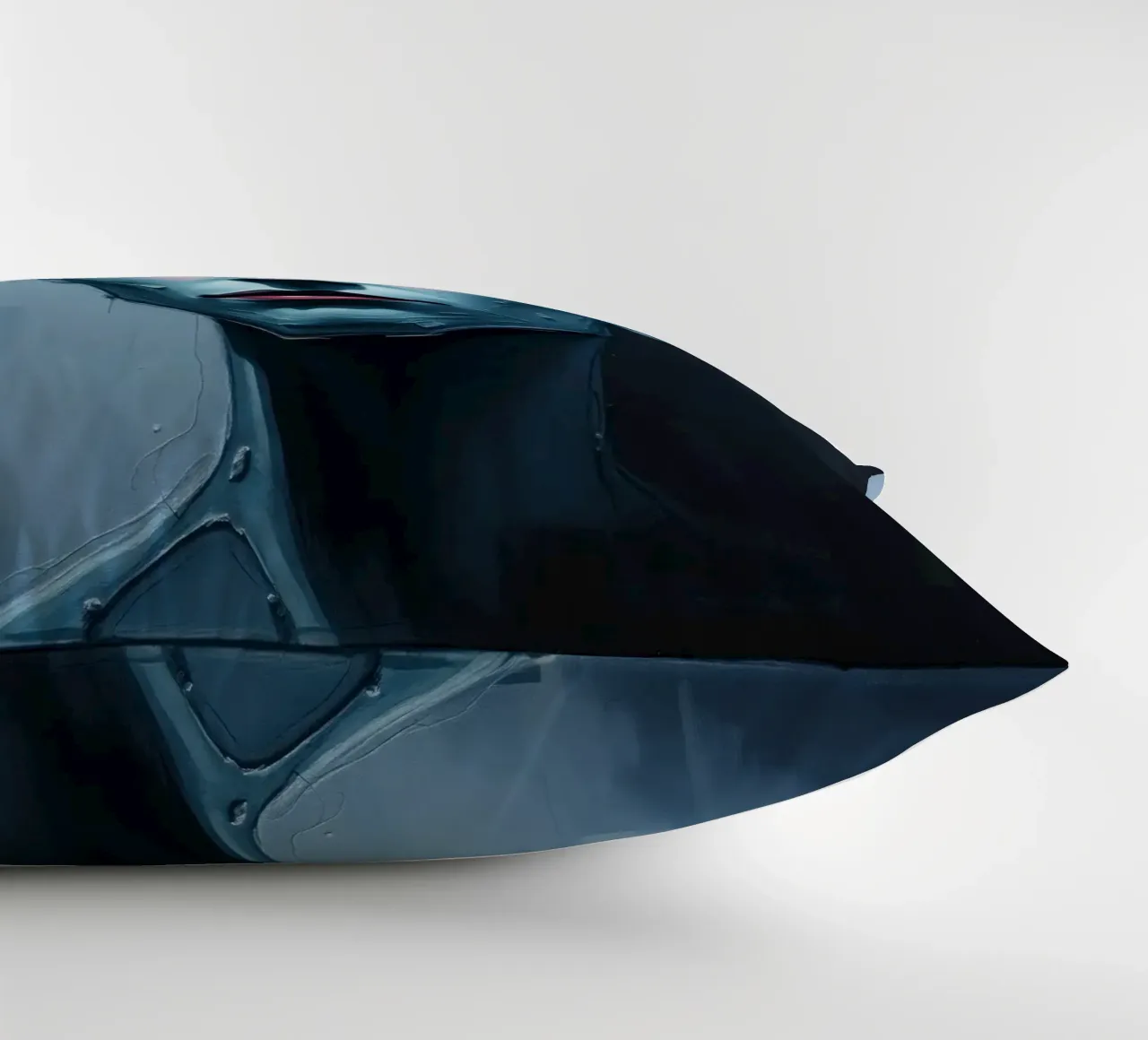 Ritratto emotivo di una figura con un'espressione serena cuscino da DesignDoodle