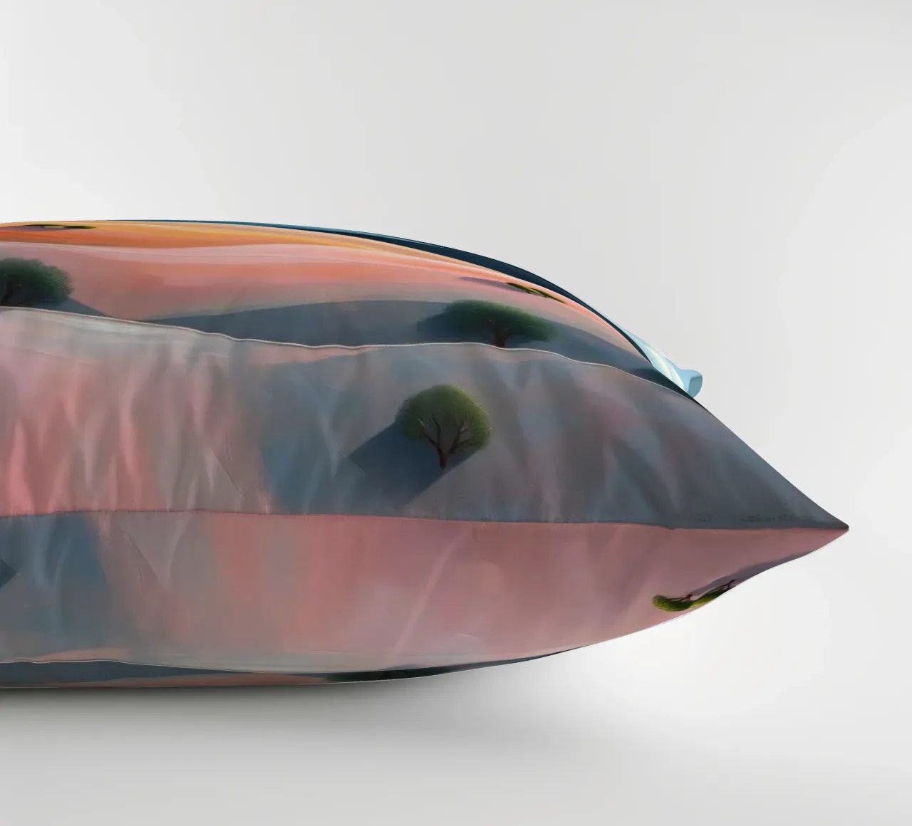 Colline colorate e ondulate sotto un cielo luminoso con nuvole soffici cuscino da DesignDoodle