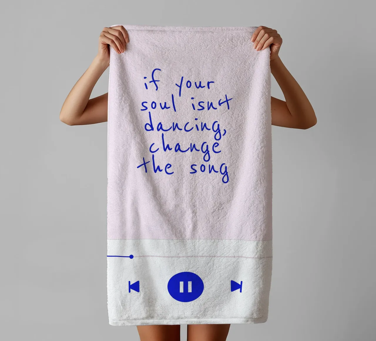 If your soul isn't dancing, change the song I asciugamano da bagno da Bureau Purpur