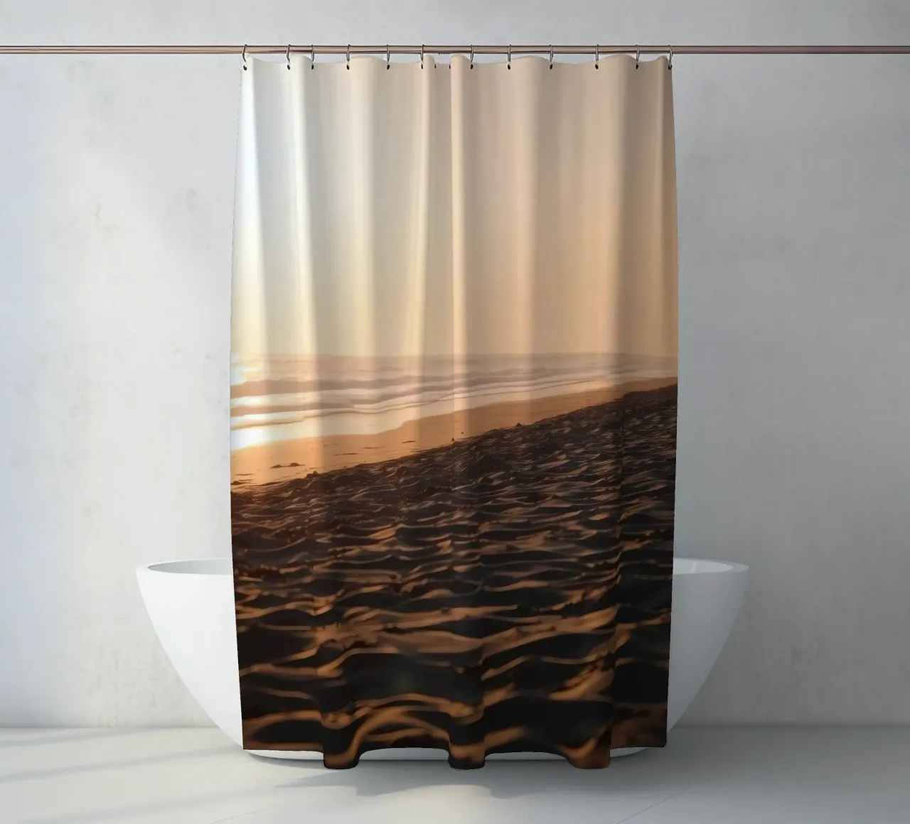 Gouden zonsondergang over rustig strand met zachte golven en zachte douchegordijn van DesignDoodle