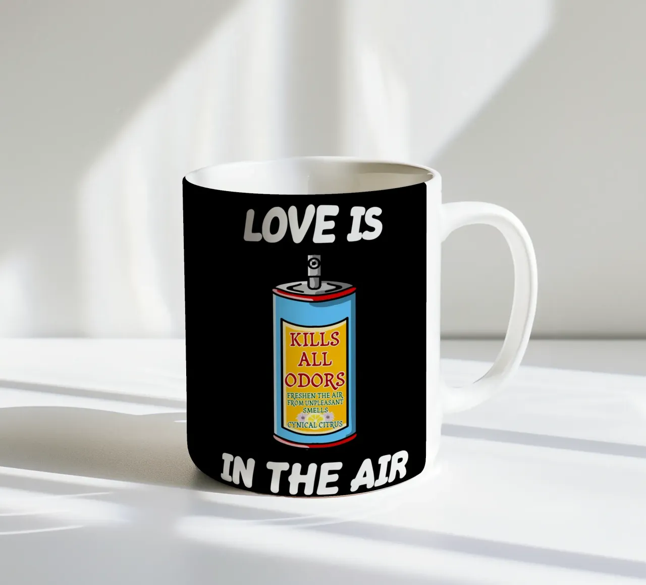 L'amore è nell'aria Sarcastico Single Anti Amore Coppia Umorismo tazza in ceramica da sillyindustries