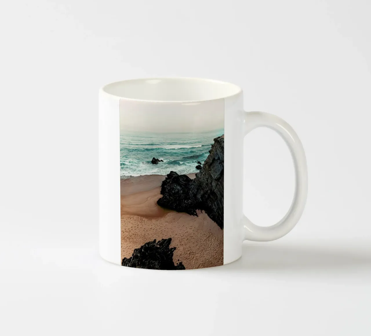 Antlantic Ocean Coast tazza in ceramica da Sebastian Hilgetag