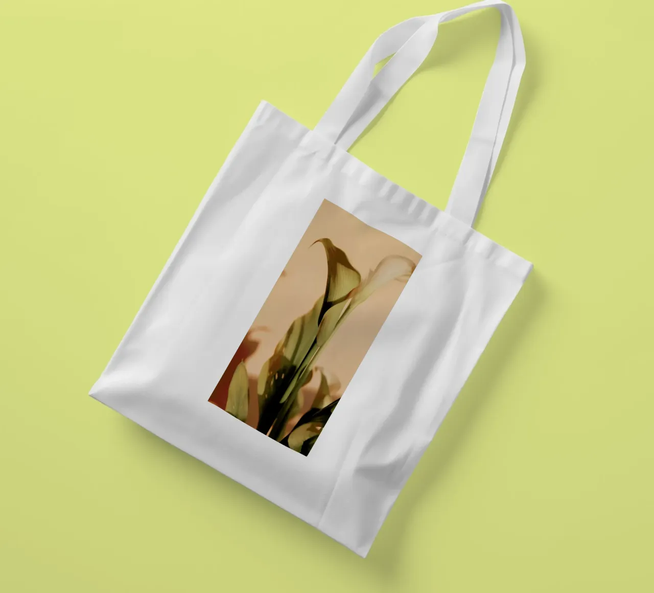 Lily in Soft Light borsa in juta da EyeEm Mobile GmbH