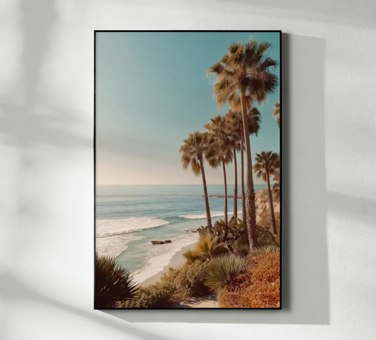Palme al tramonto in riva all'oceano plexiglass da Indigo Tides Art