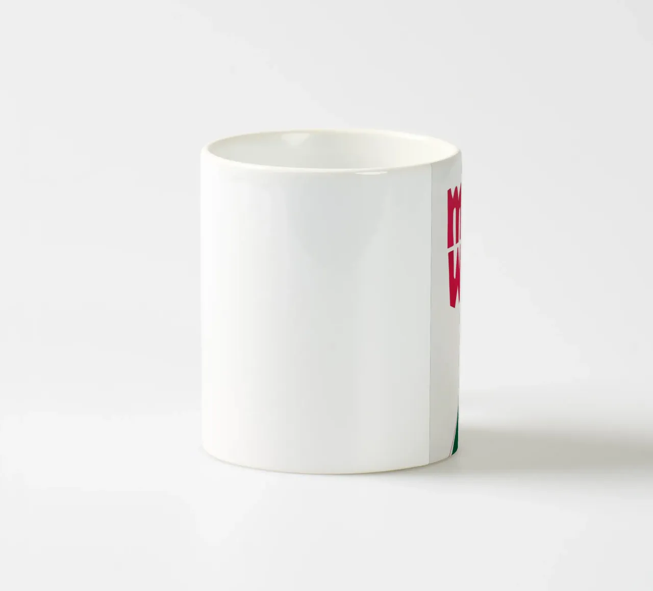 More Wine Minimalist Print | Arte murale di tendenza per cucina e bar tazza in ceramica da NorwesClub
