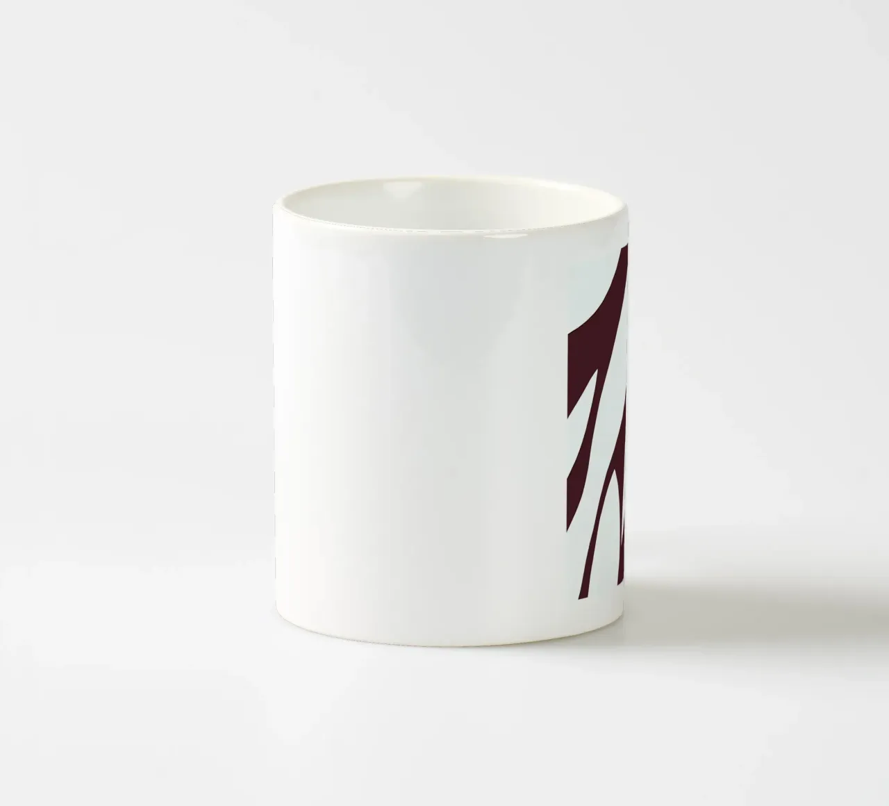 Deep Flow - Composizione astratta borgogna e crema tazza in ceramica da Artbyvo