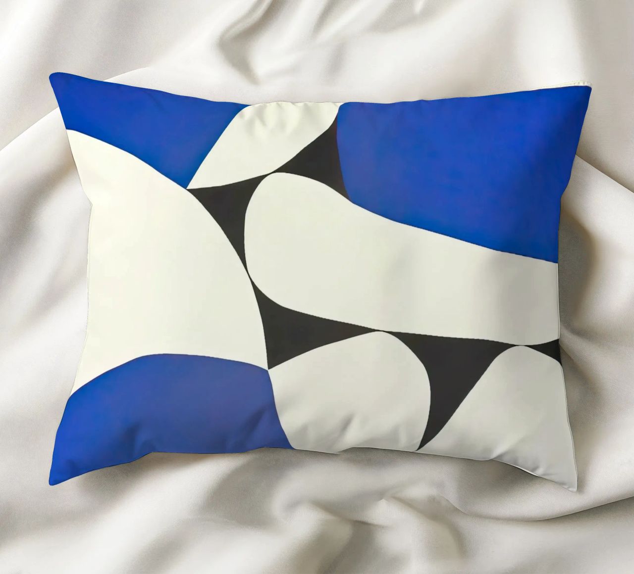 Audace composizione astratta in blu e nero cuscino da Artbyvo