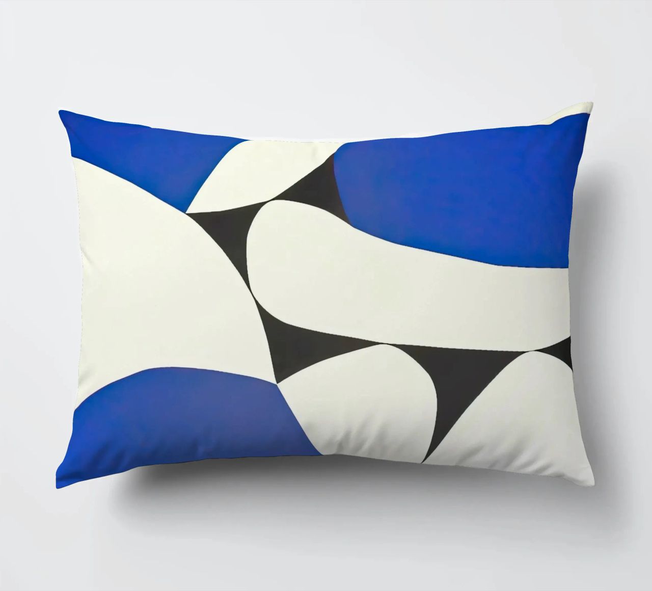 Audace composizione astratta in blu e nero cuscino da Artbyvo