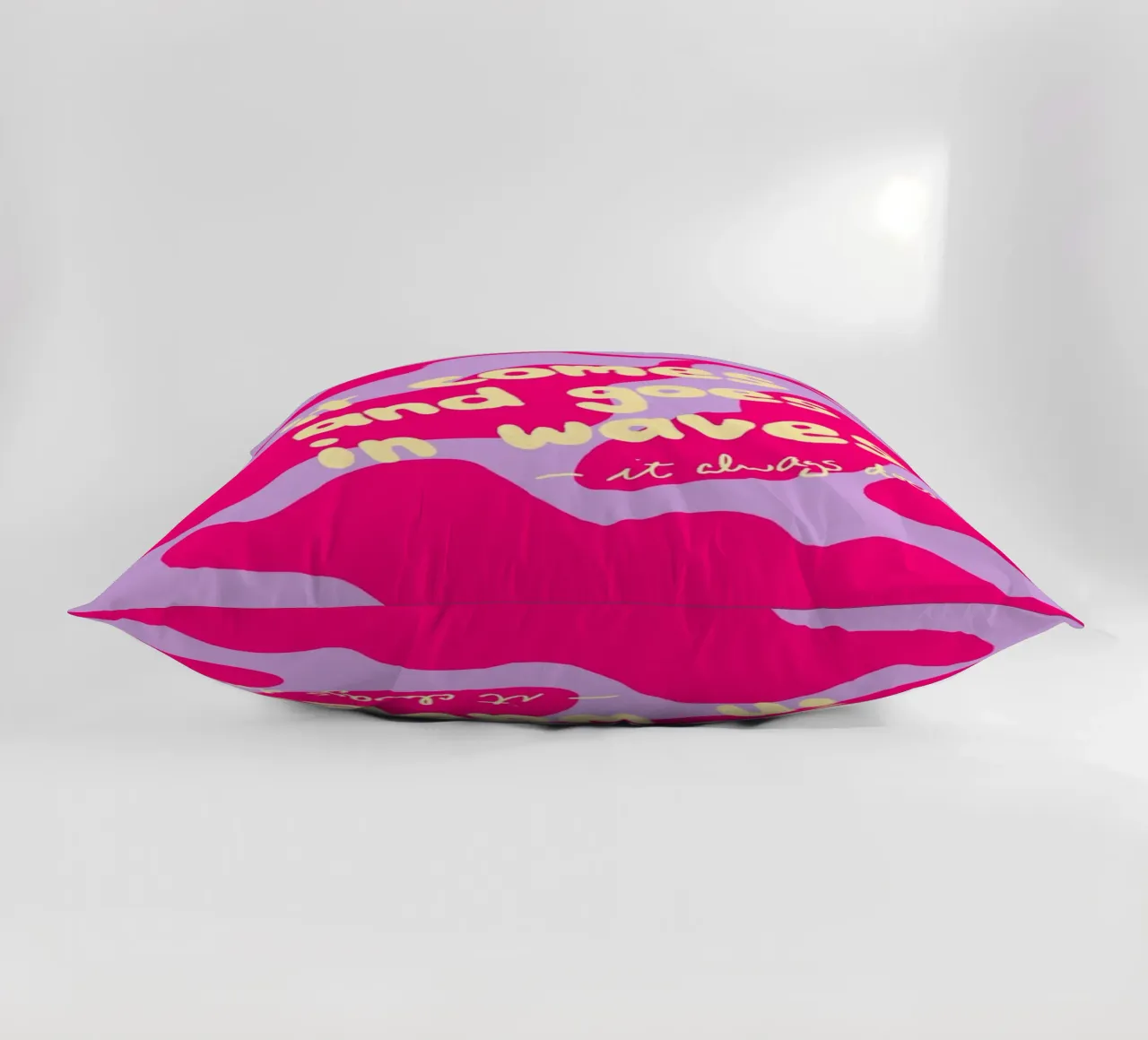 It Comes and Goes in Waves Kissen von wee-design