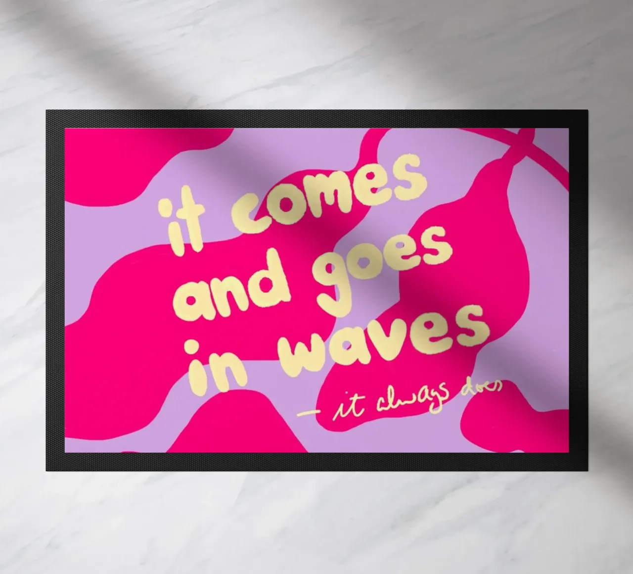 It Comes and Goes in Waves felpudo de wee-design