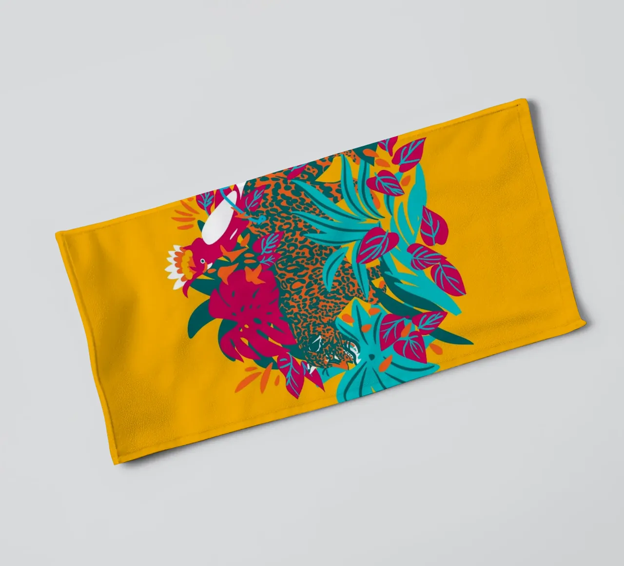 Tropical cat & Colorful bird asciugamano da bagno da Mariery Young