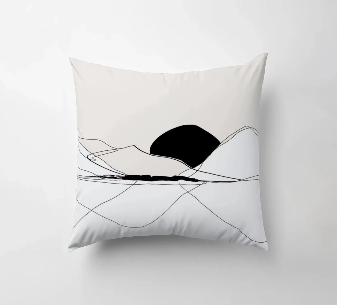 Mountain Line art cuscino da XOXO Arte
