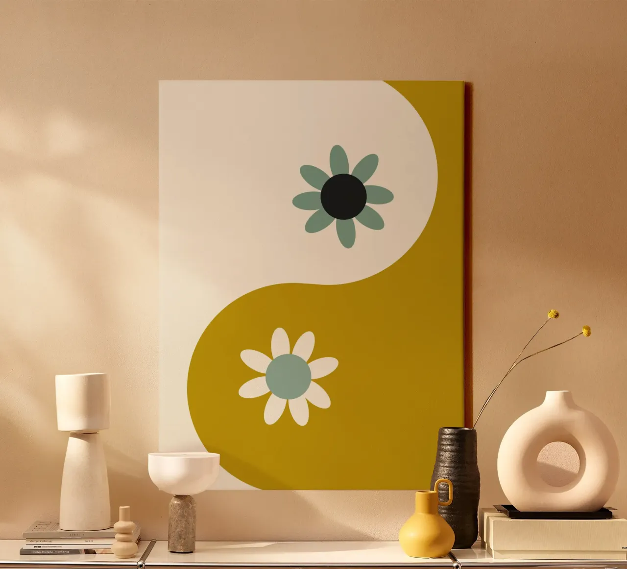 Yin Yang floral - earthy tela con Cornice a cassetta da Gale Switzer