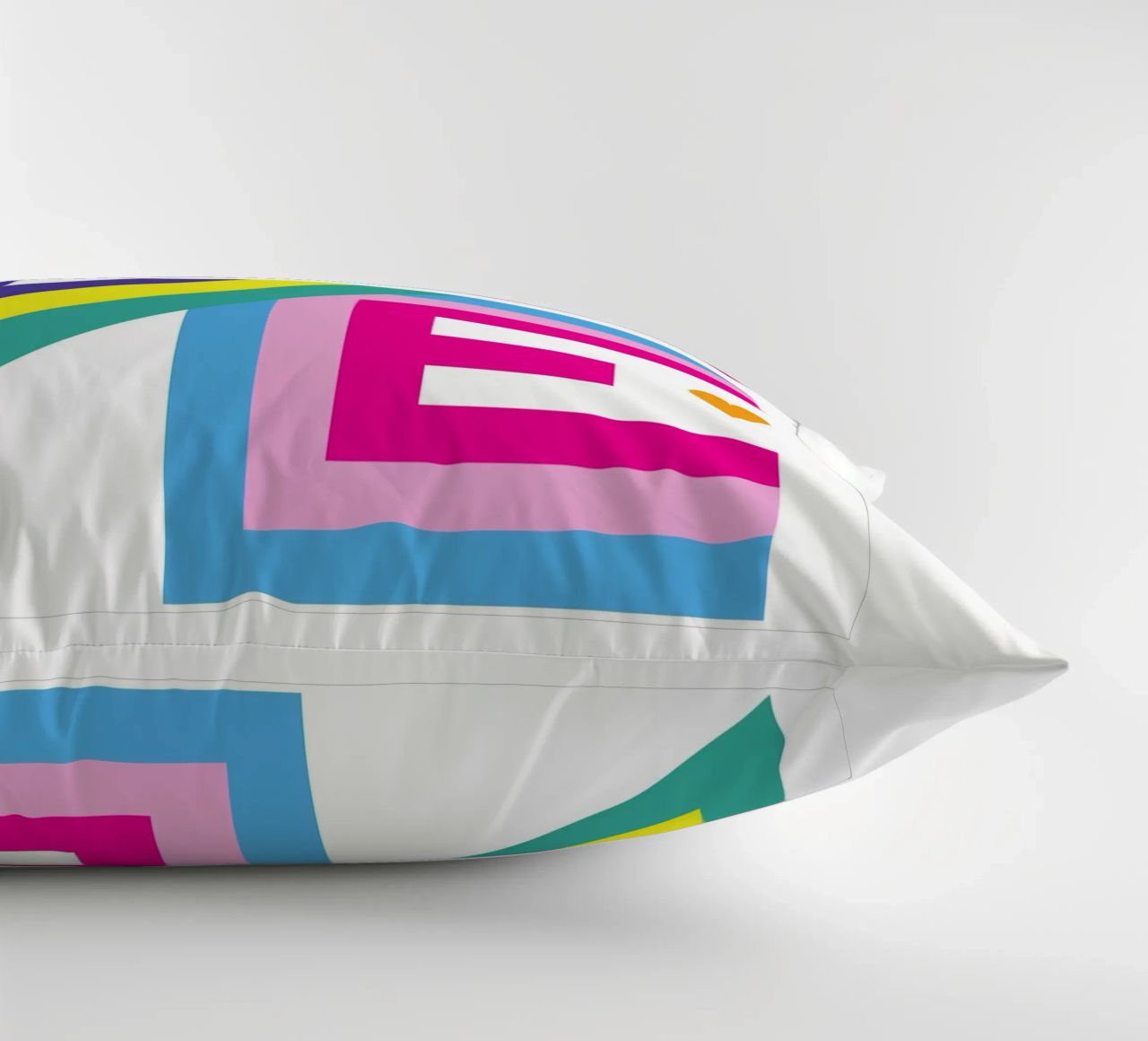 Amore colorato cuscino da Schuhmann Design