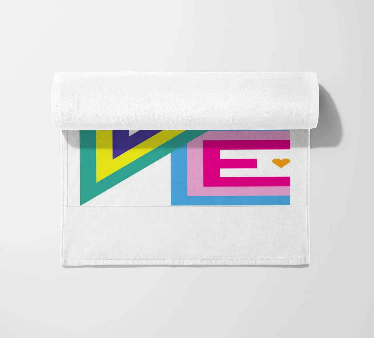 Amore colorato telo mare da Schuhmann Design