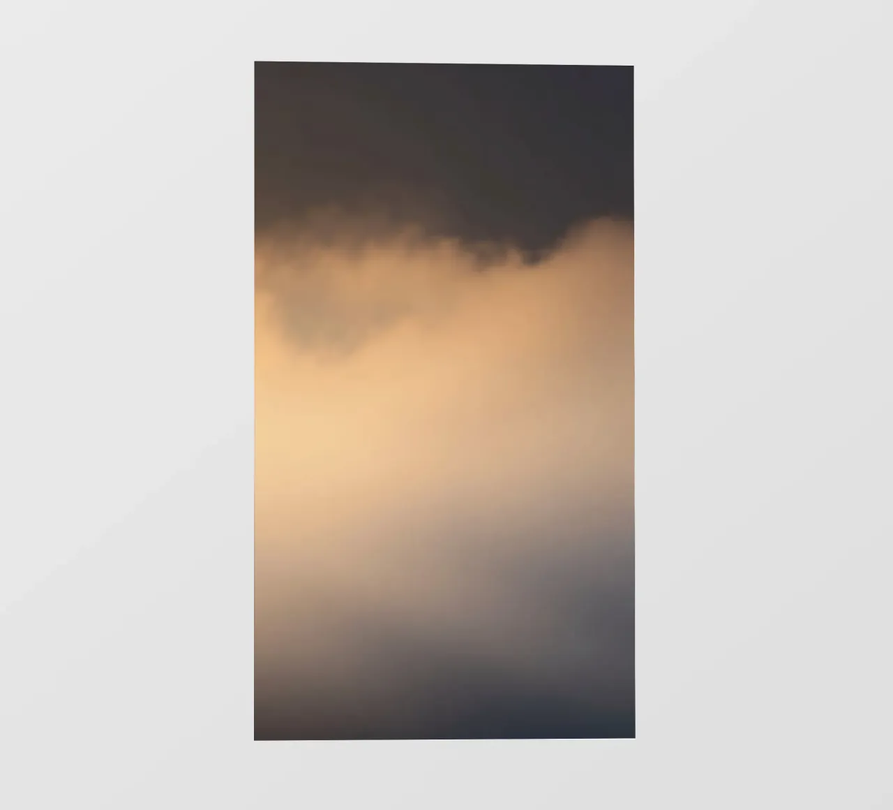 Nuvole astratte e morbide in un gradiente di toni caldi pellicola backlit da DesignDoodle