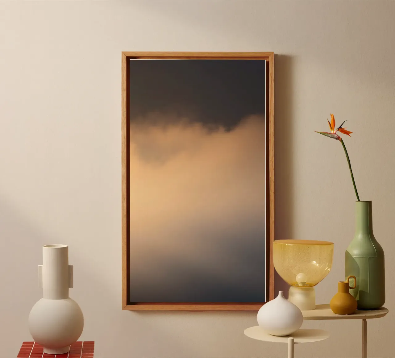 Ruhige abstrakte weiche Wolken in einem Farbverlauf aus warmen Tönen Leinwand von DesignDoodle