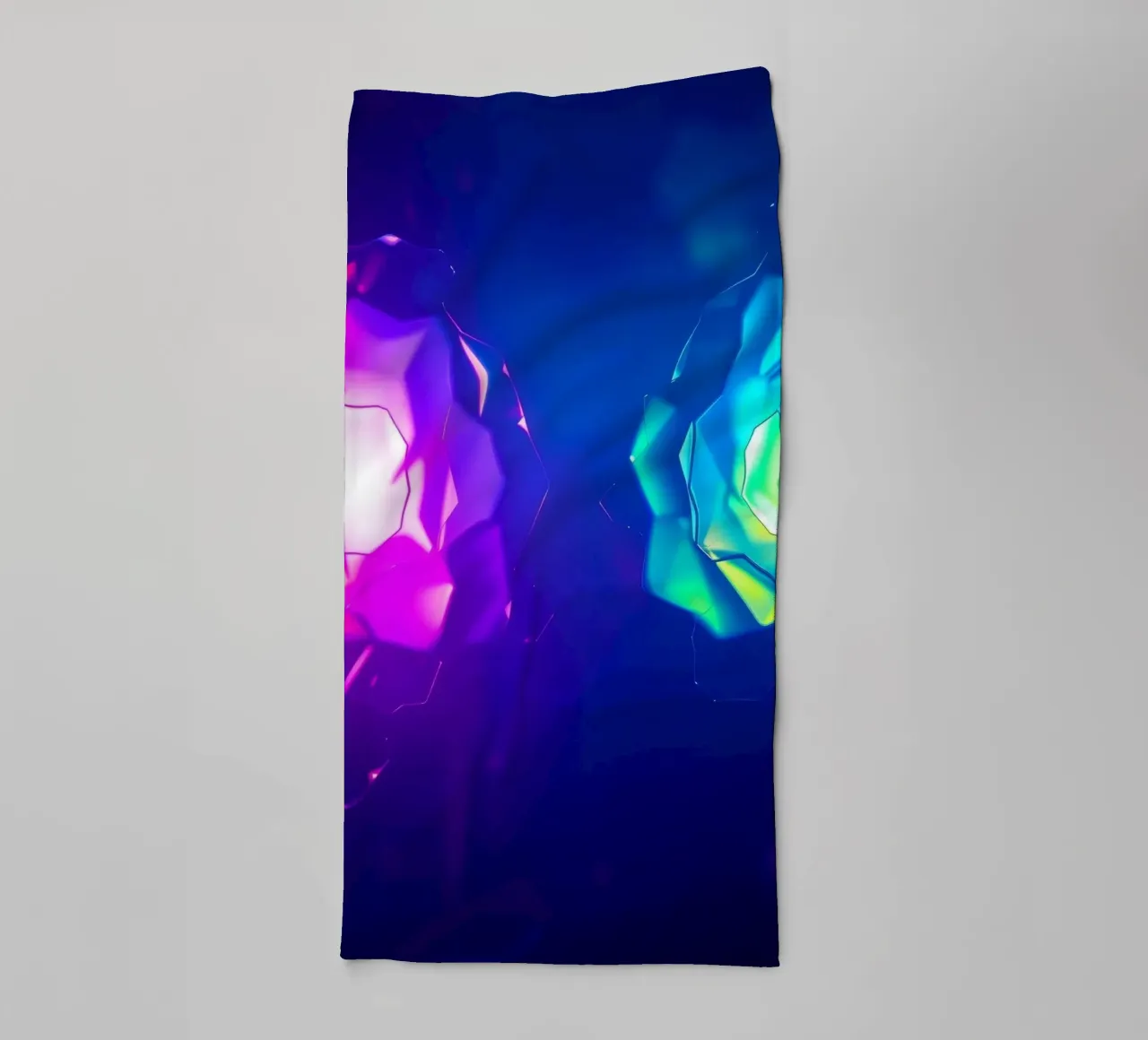 Design moderno con forme astratte di rose luminose e colorate asciugamano da bagno da DesignDoodle