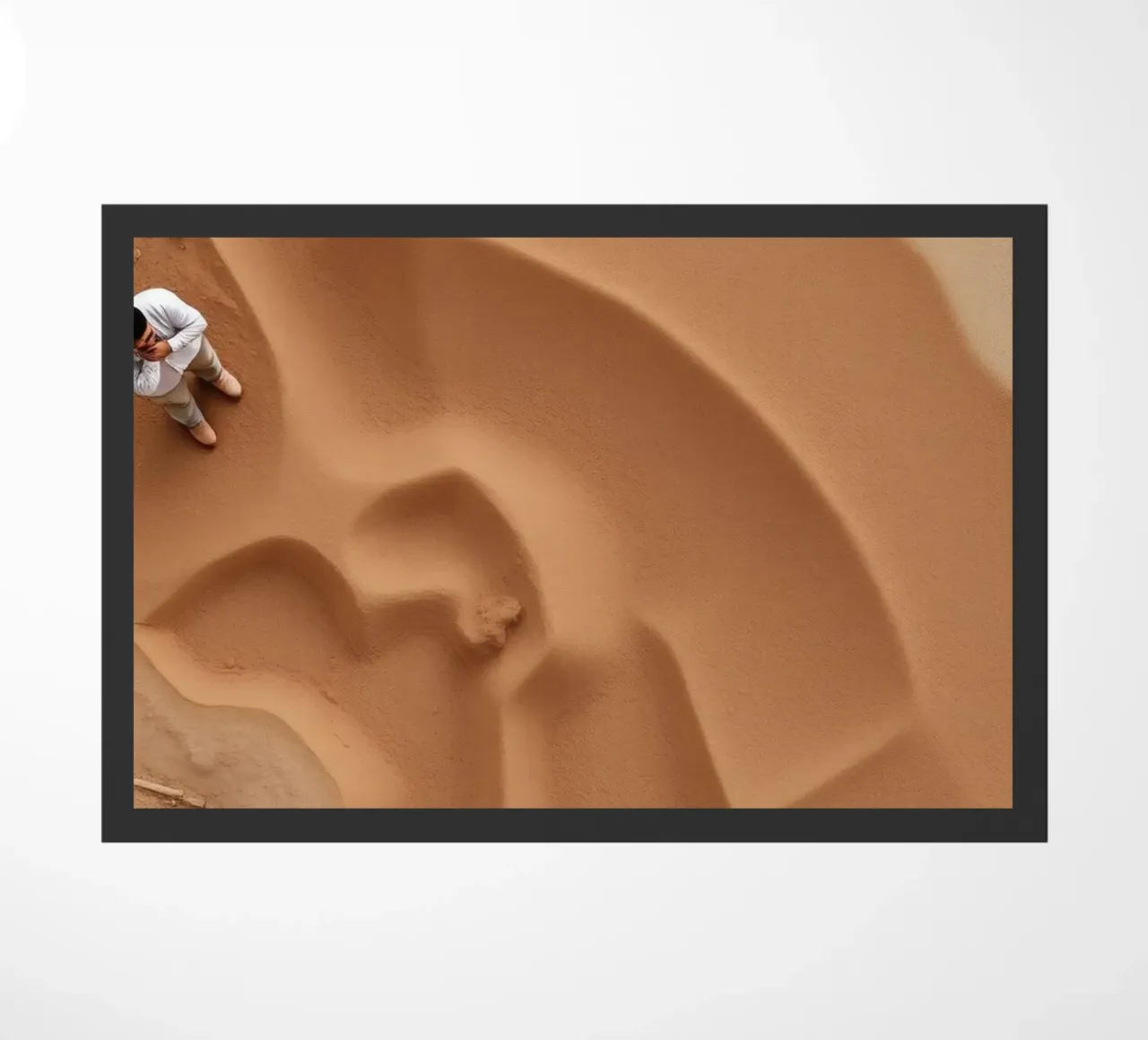 Esplorare l'arte dei modelli di sabbia e l'interazione umana zerbino da DesignDoodle