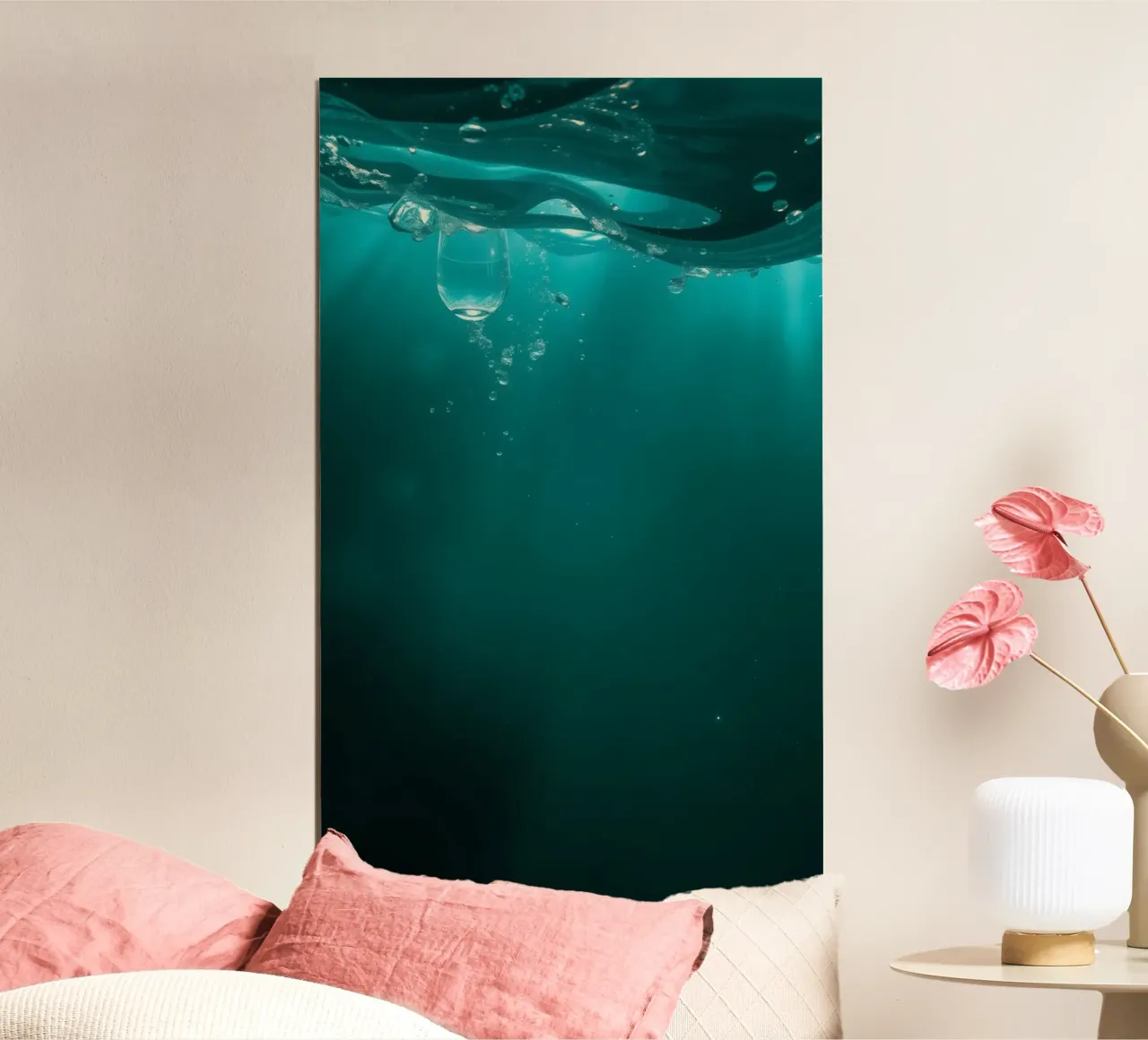 Esplorate la serenità della tranquillità sottomarina poster con telaio in alluminio da DesignDoodle
