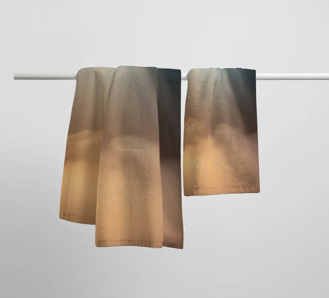 Zachte abstracte achtergrond met lichtstraal die mist doorboort badhanddoek van DesignDoodle