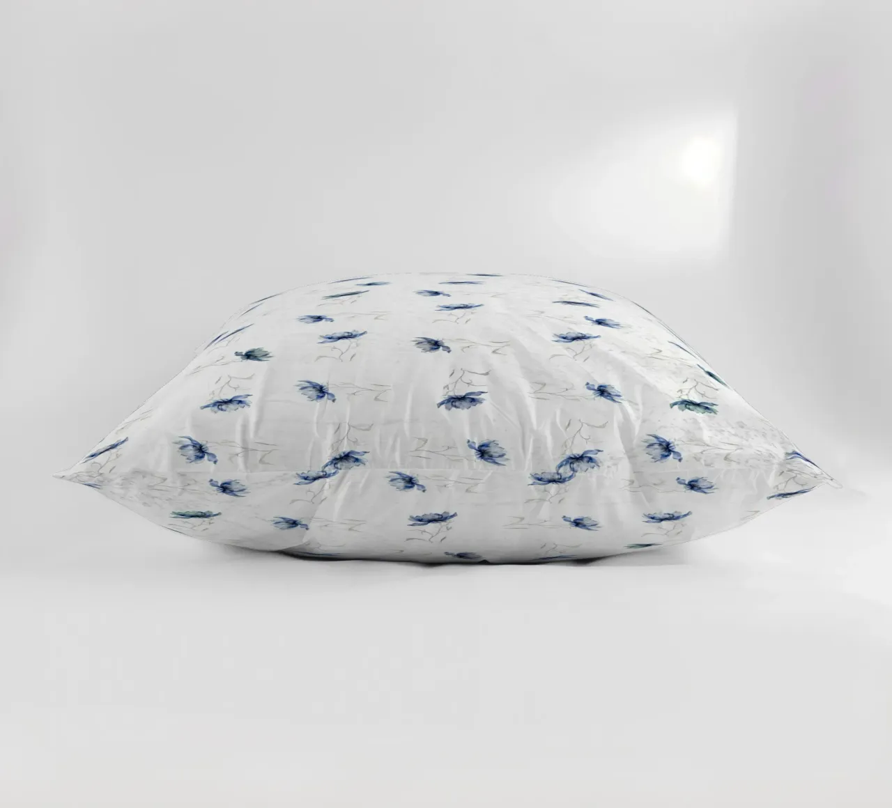 Fiore blu uno cuscino da LaylaOzHome