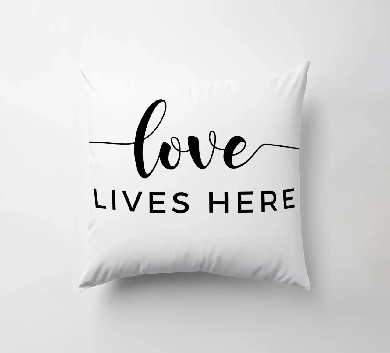 L'amore vive qui cuscino da Shark Printables