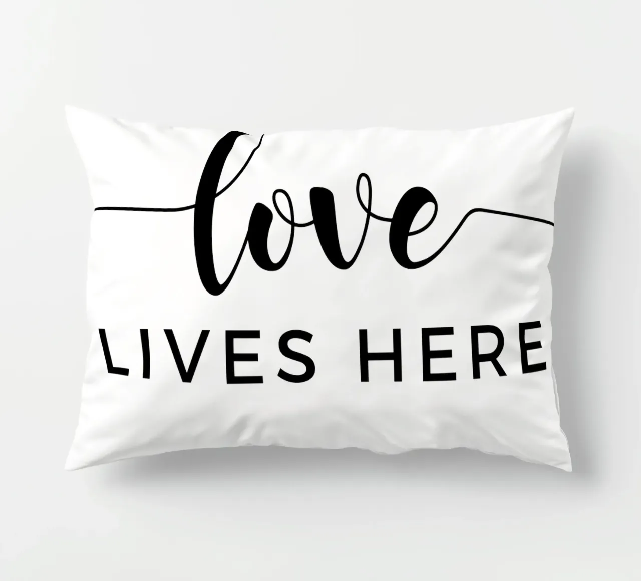 L'amore vive qui cuscino da Shark Printables