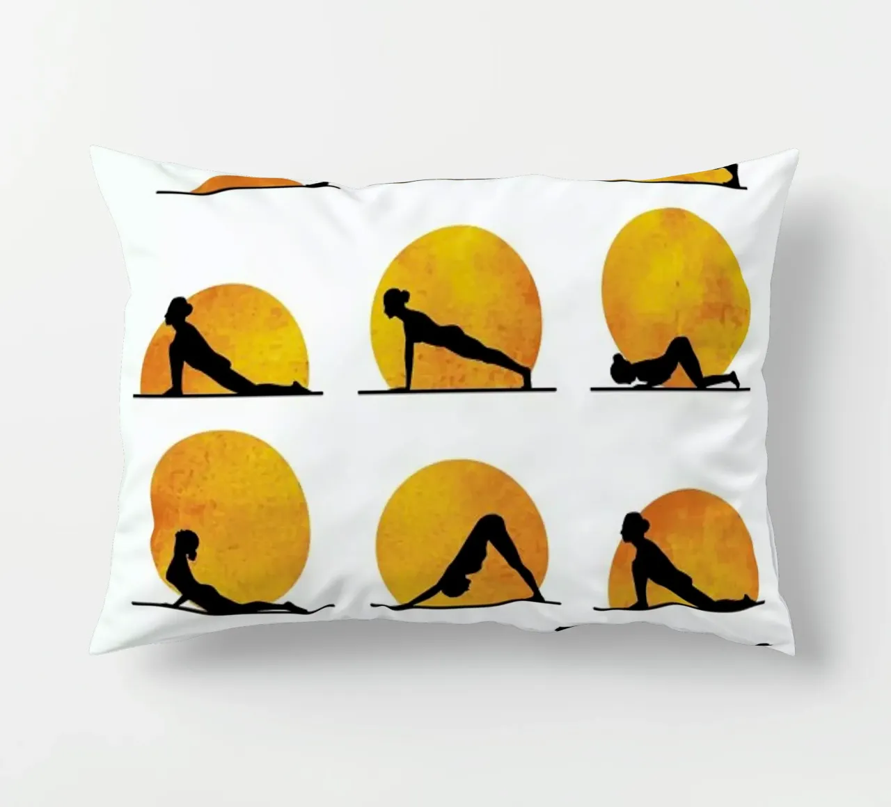 Yoga Sun Kissen von Kubistika