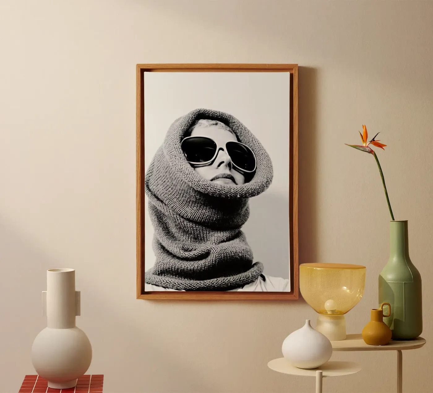 Accessorising canvas van Runway Collective