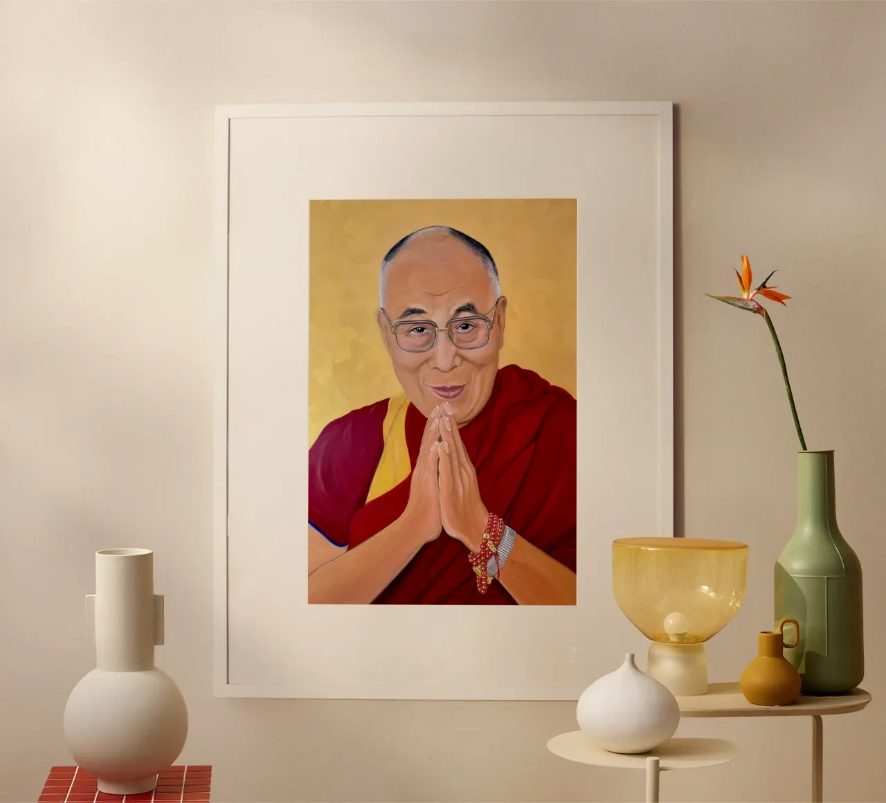 Il Dalai Lama compie 90 anni poster con telaio in legno da Happy 😃 Art 🎨 by Christine Schnoell
