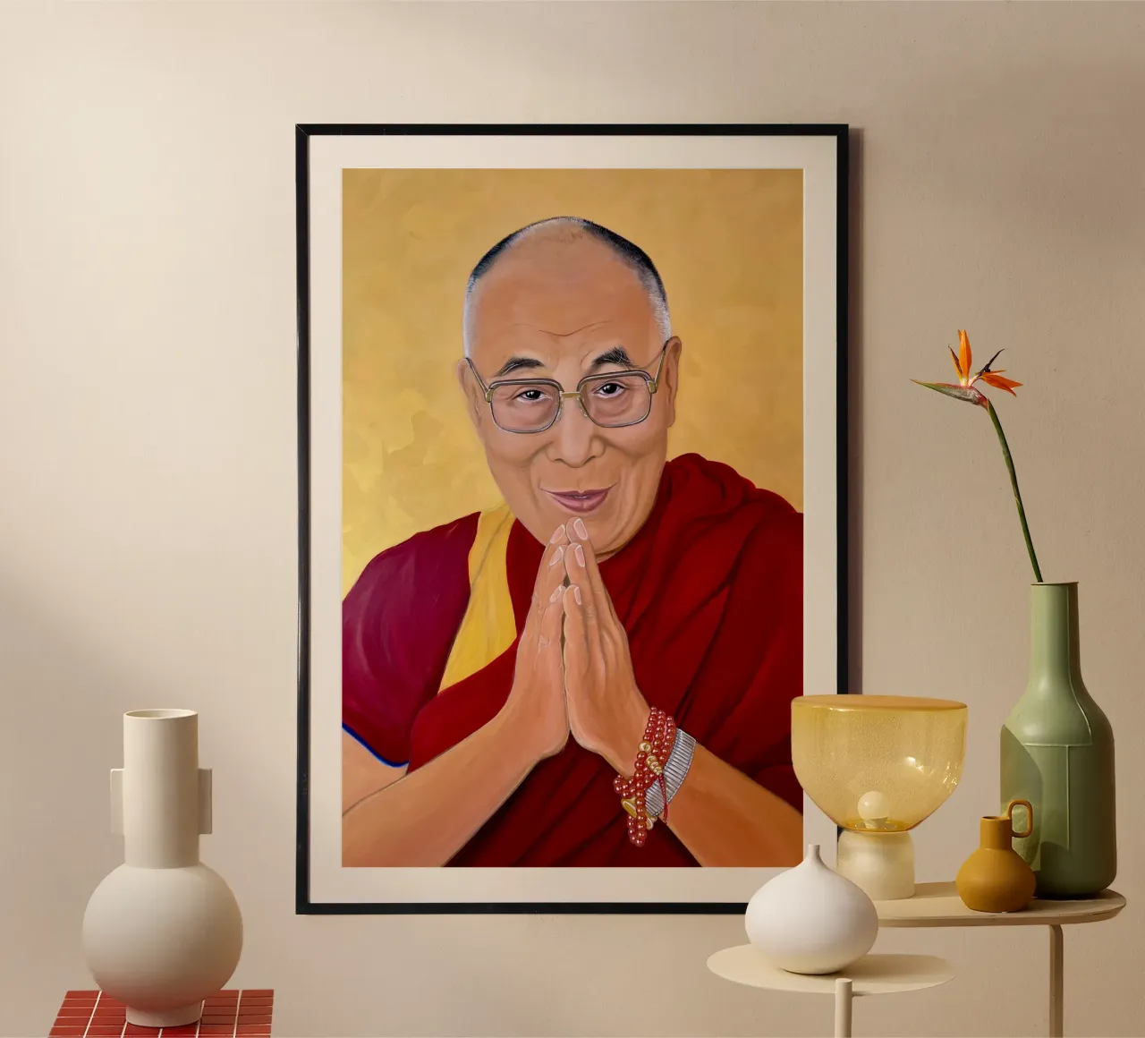 Il Dalai Lama compie 90 anni poster con telaio in legno da Happy 😃 Art 🎨 by Christine Schnoell