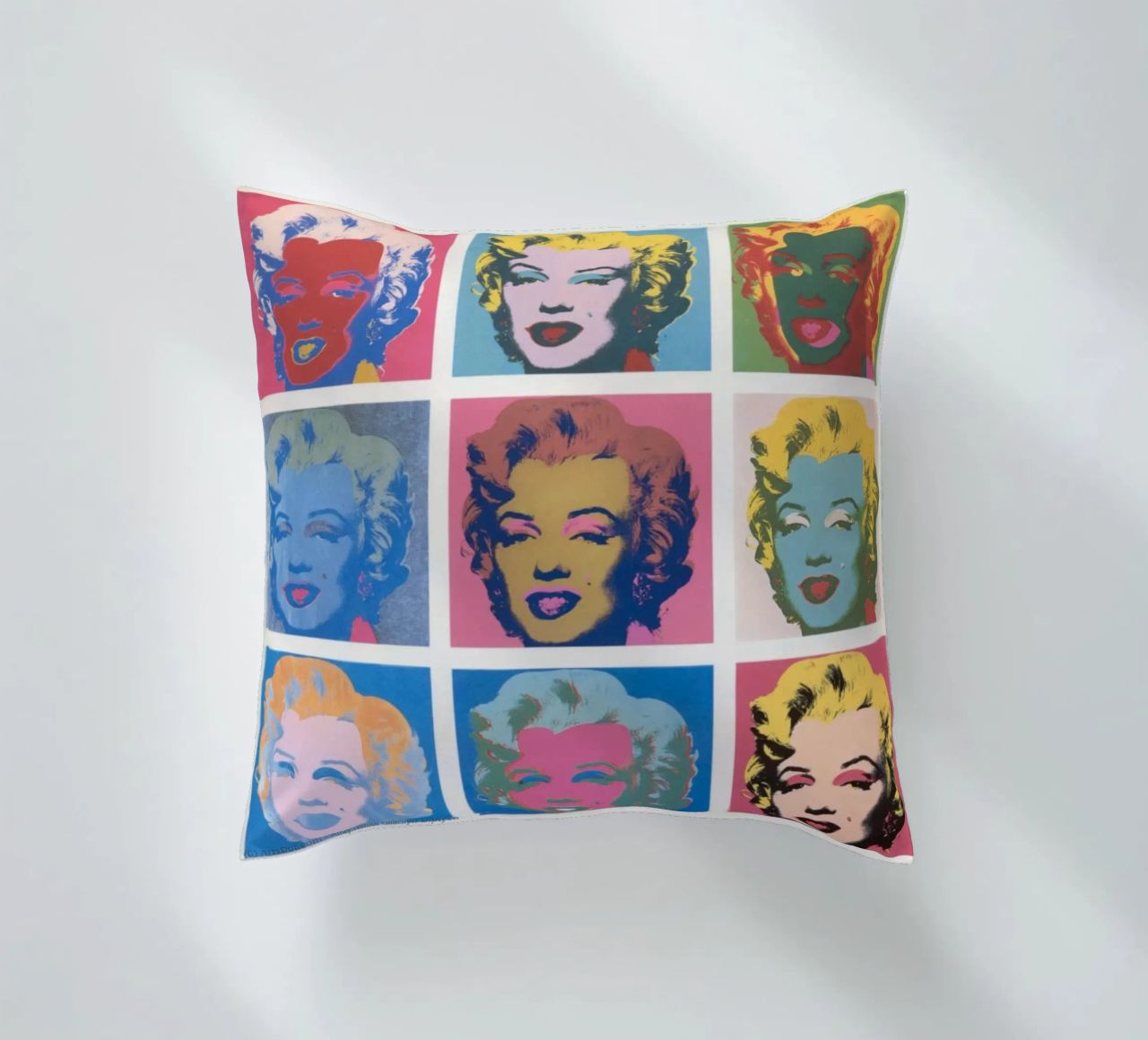 Andy Warhol Marilyn Monroe | Ikonische Pop Art Druck Kissen von NorwesClub