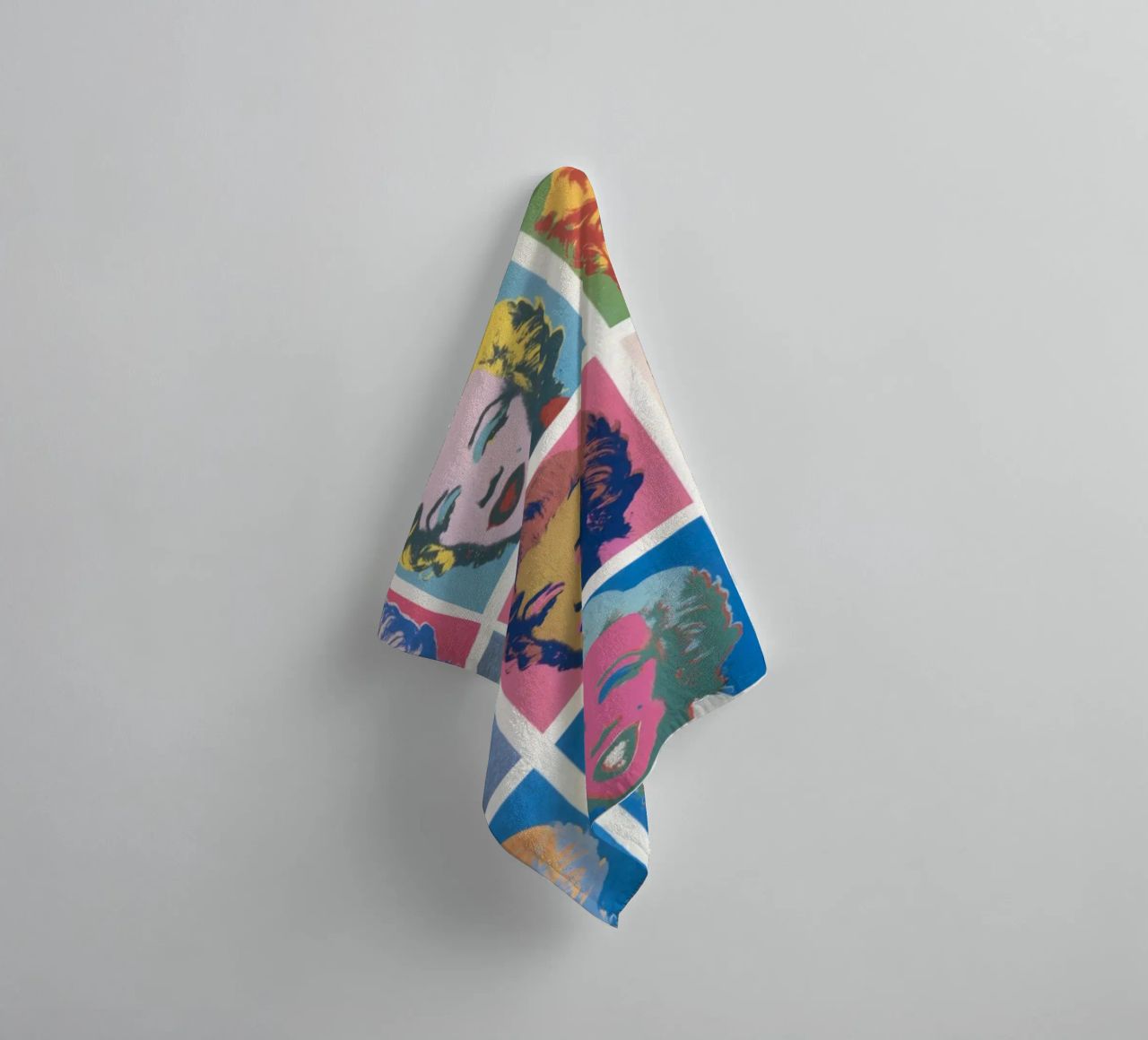 Andy Warhol Marilyn Monroe | Ikonische Pop Art Druck Handtuch von NorwesClub