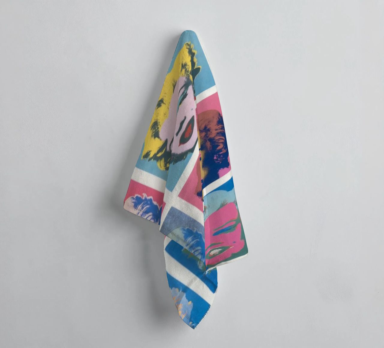 Andy Warhol Marilyn Monroe | Ikonische Pop Art Druck Handtuch von NorwesClub